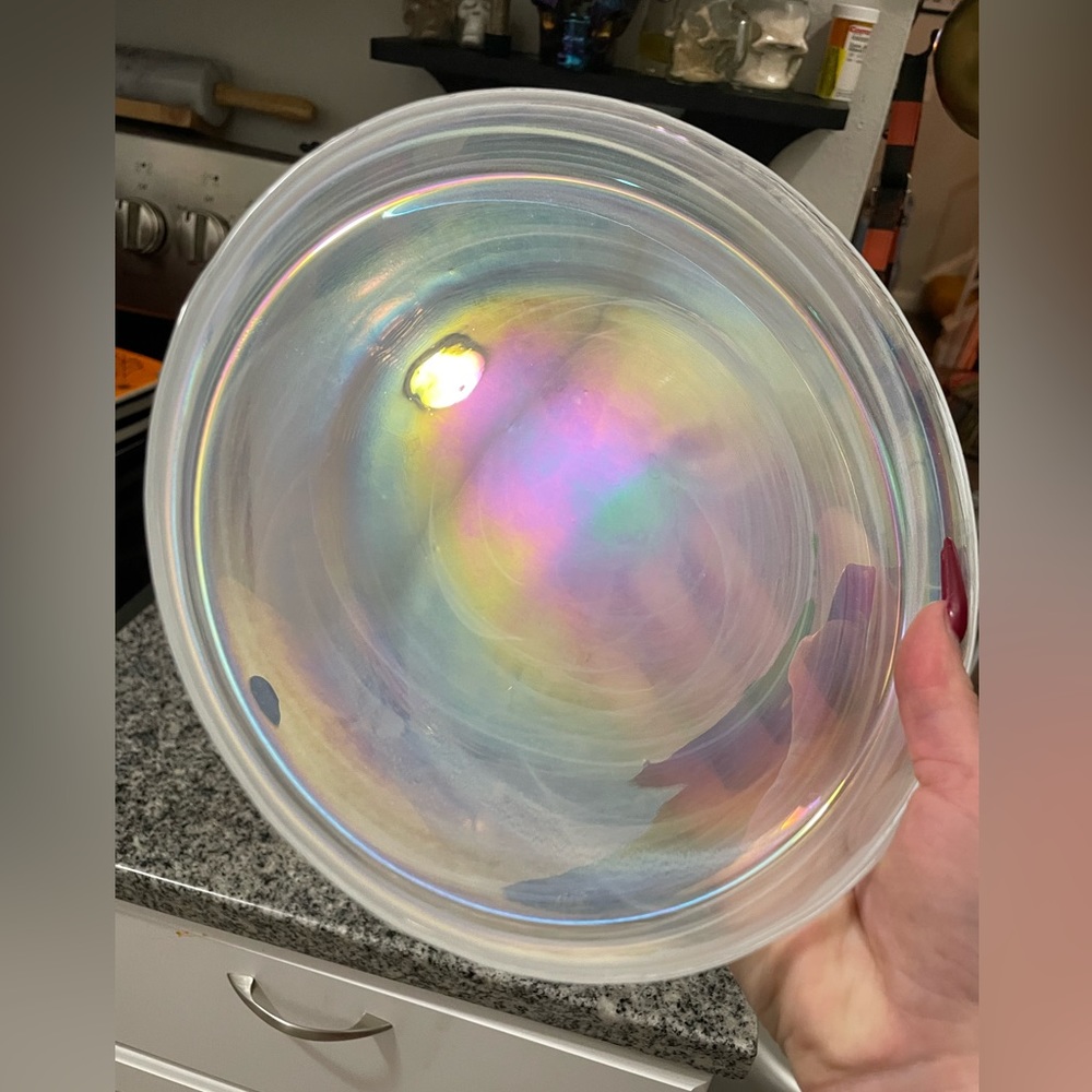 Artistic Accents Pearl White Opal Iridescent Luncheon Plates set of 4